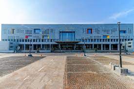 Father or Mother Cannot be Branded as Enemy of Child; Welfare of Paramount Importance: Bombay High Court Father or Mother Cannot be Branded as Enemy of Child; Welfare of Paramount Importance: Bombay High Court